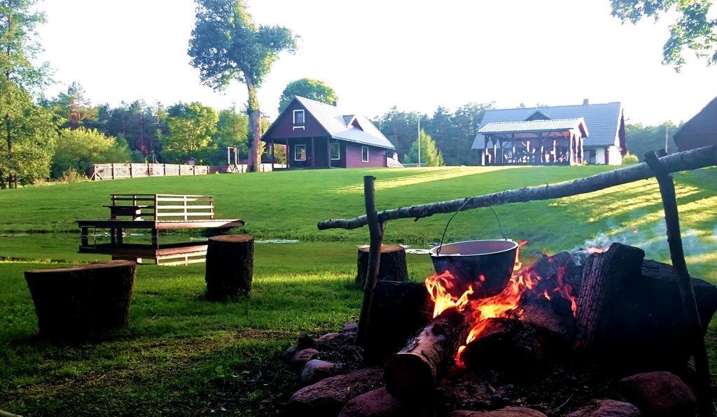 Dzukijos Uoga Pension Virsurodukis Buitenkant foto